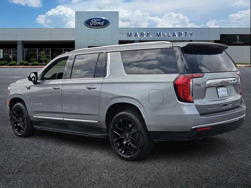2023 GMC Yukon XL SLT