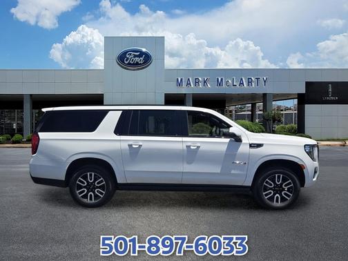 Summit White 2023 GMC Yukon XL 4WD AT4