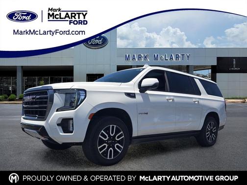 Summit White 2023 GMC Yukon XL 4WD AT4
