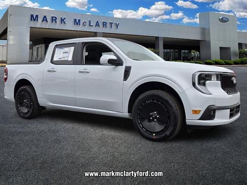 SPACE WHITE METALLIC 2026 Ford Maverick Lobo Standard