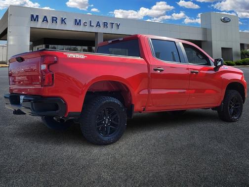 2023 Chevrolet Silverado 1500 Custom Trail Boss