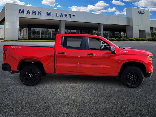 2023 Chevrolet Silverado 1500 Custom Trail Boss