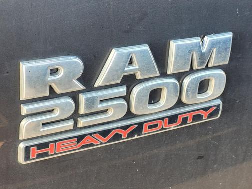 2018 RAM 2500 Tradesman Crew Cab 4x4 6'4' Box