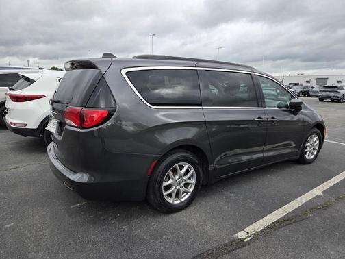 Granite Crystal Metallic Clearcoat 2021 Chrysler Voyager LXI