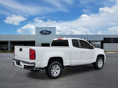 Summit White 2022 Chevrolet Colorado LT