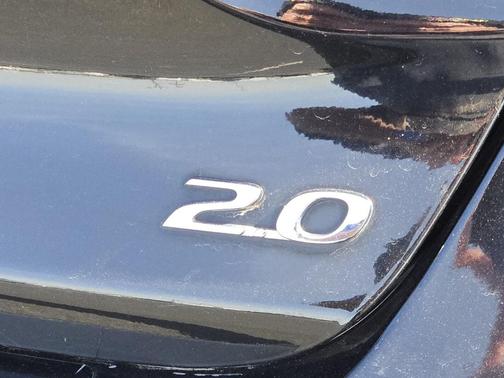 2020 Hyundai Veloster 2