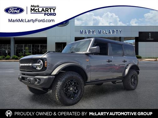 CARBONIZED GRAY METALLIC 2026 Ford Bronco Badlands