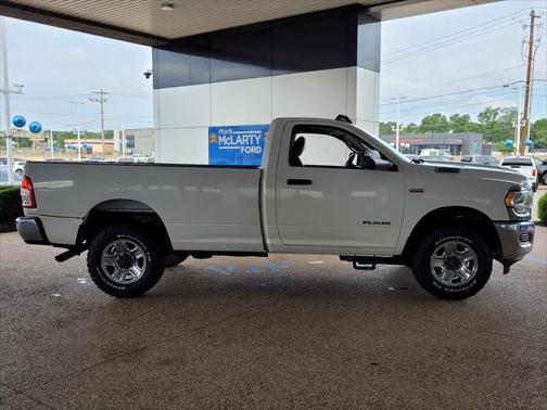 2020 RAM 2500 Tradesman Regular Cab 4X4 8' Box