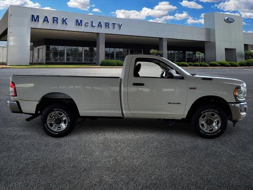 2020 RAM 2500 Tradesman Regular Cab 4X4 8' Box