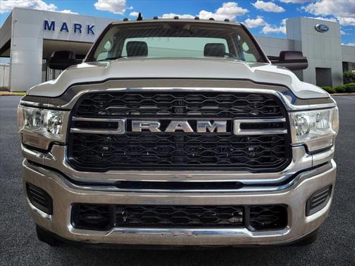 2020 RAM 2500 Tradesman Regular Cab 4X4 8' Box