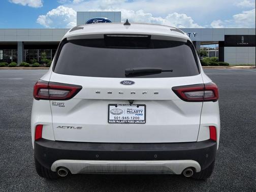 OXFORD WHITE 2023 Ford Escape Active