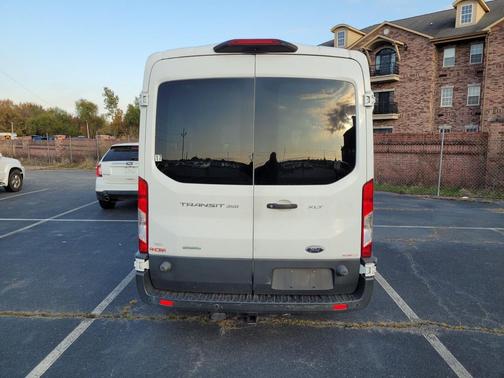 2018 Ford Transit-350 XLT