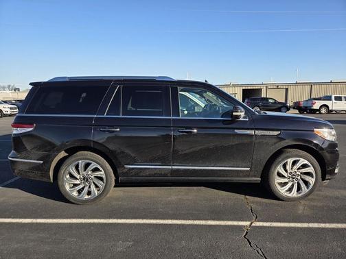 2024 Lincoln Navigator Reserve