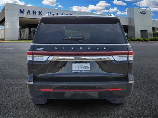 2024 Lincoln Navigator Reserve