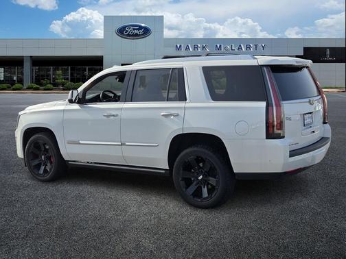 2019 Cadillac Escalade Platinum