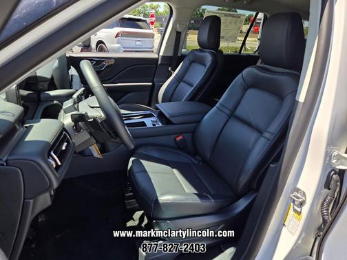 PRISTINE WHITE MET 3C 2026 Lincoln Aviator Premiere