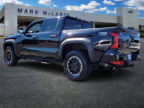 2025 Toyota Tacoma TRD Off Road