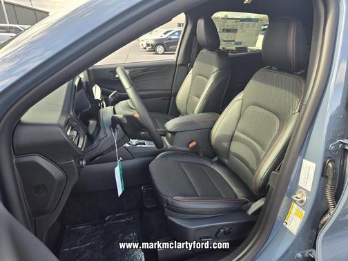 2026 Ford Escape ST-Line Select