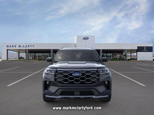 Agate Black Metallic 2026 Ford Explorer Platinum