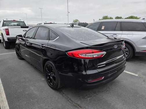 AGATE BLACK 2020 Ford Fusion SE
