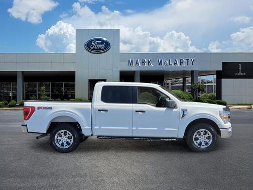 OXFORD WHITE 2022 Ford F-150 XLT