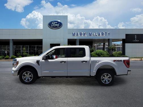 OXFORD WHITE 2022 Ford F-150 XLT