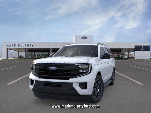 Oxford White 2026 Ford Expedition Active