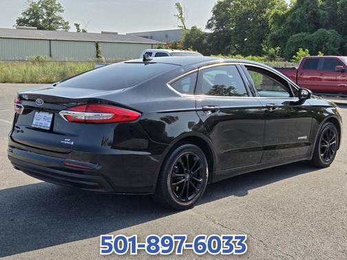 Agate Black 2019 Ford Fusion Hybrid SE