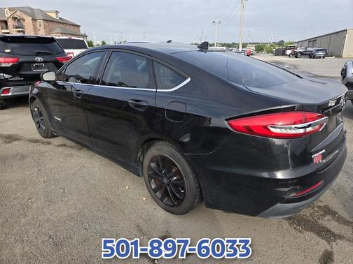 Agate Black 2019 Ford Fusion Hybrid SE