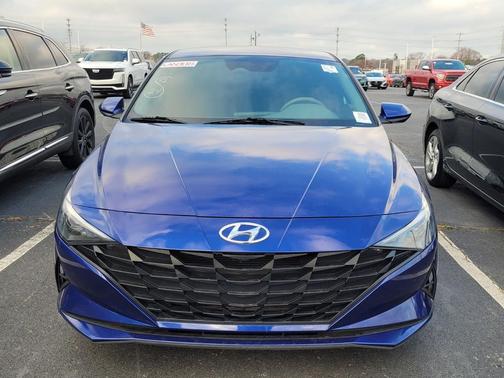 2021 Hyundai ELANTRA SEL
