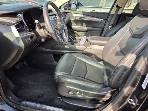 Dark Granite Metallic 2019 Cadillac XT5 Luxury