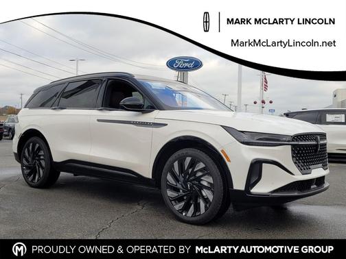 WHITE PLATINUM MET 3C 2026 Lincoln Nautilus Reserve SUV