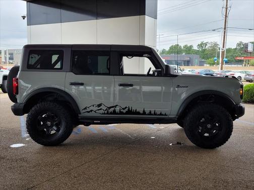 2024 Ford Bronco Black Diamond