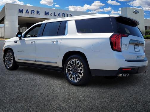 2023 GMC Yukon XL Denali Ultimate