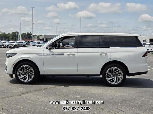 PRISTINE WHITE METALLIC 3C 2026 Lincoln Navigator Reserve