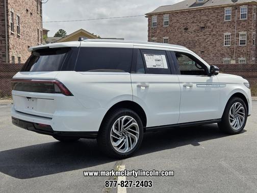 PRISTINE WHITE METALLIC 3C 2026 Lincoln Navigator Reserve