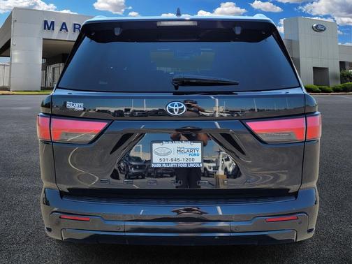 2023 Toyota Sequoia Platinum