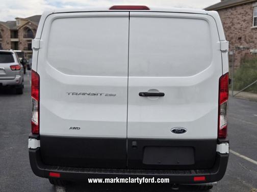 OXFORD WHITE 2025 Ford Transit-250 Base