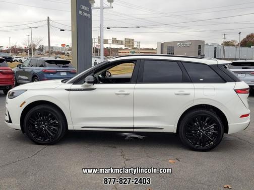 2026 Lincoln Corsair Premiere