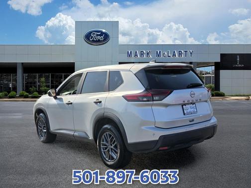 Brilliant Silver Metallic 2024 Nissan Rogue S