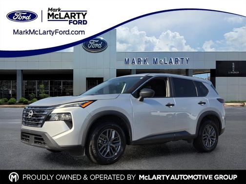 Brilliant Silver Metallic 2024 Nissan Rogue S