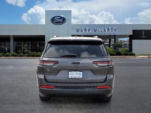 Baltic Gray Metallic Clearcoat 2021 Jeep Grand Cherokee L Altitude