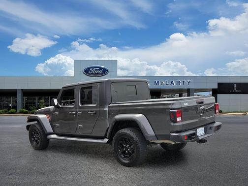 Granite Crystal Metallic Clearcoat 2023 Jeep Gladiator Texas Trail 4x4