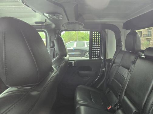 Granite Crystal Metallic Clearcoat 2023 Jeep Gladiator Texas Trail 4x4