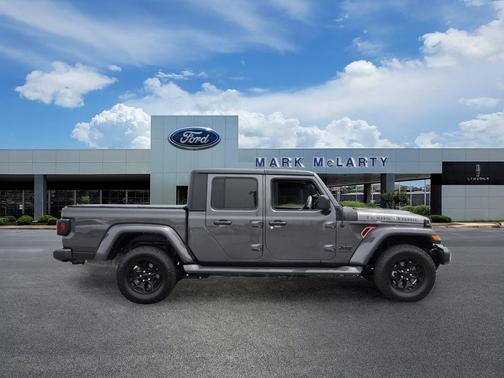 Granite Crystal Metallic Clearcoat 2023 Jeep Gladiator Texas Trail 4x4
