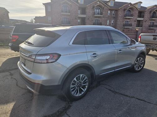 SILVER RADIANCE 2021 Lincoln Nautilus Standard