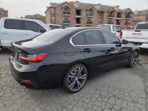 Jet Black 2021 BMW 330 330i