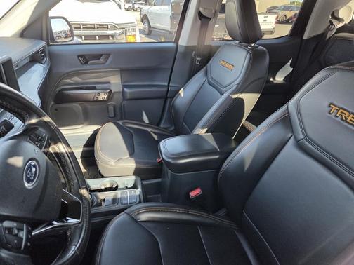 SHADOW BLACK 2023 Ford Maverick Lariat