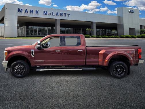2017 Ford F-350 Lariat