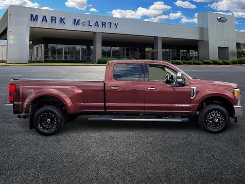 2017 Ford F-350 Lariat